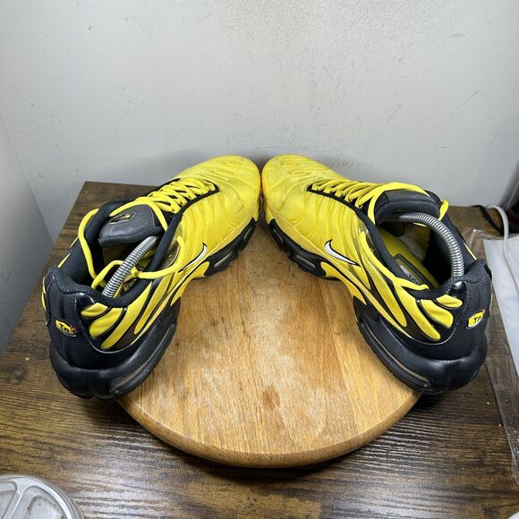 Nike Air Max Plus Tn Shoes Mens Size 12 Tuned Air AV7940-700 Sneakers Black Yell main image 8